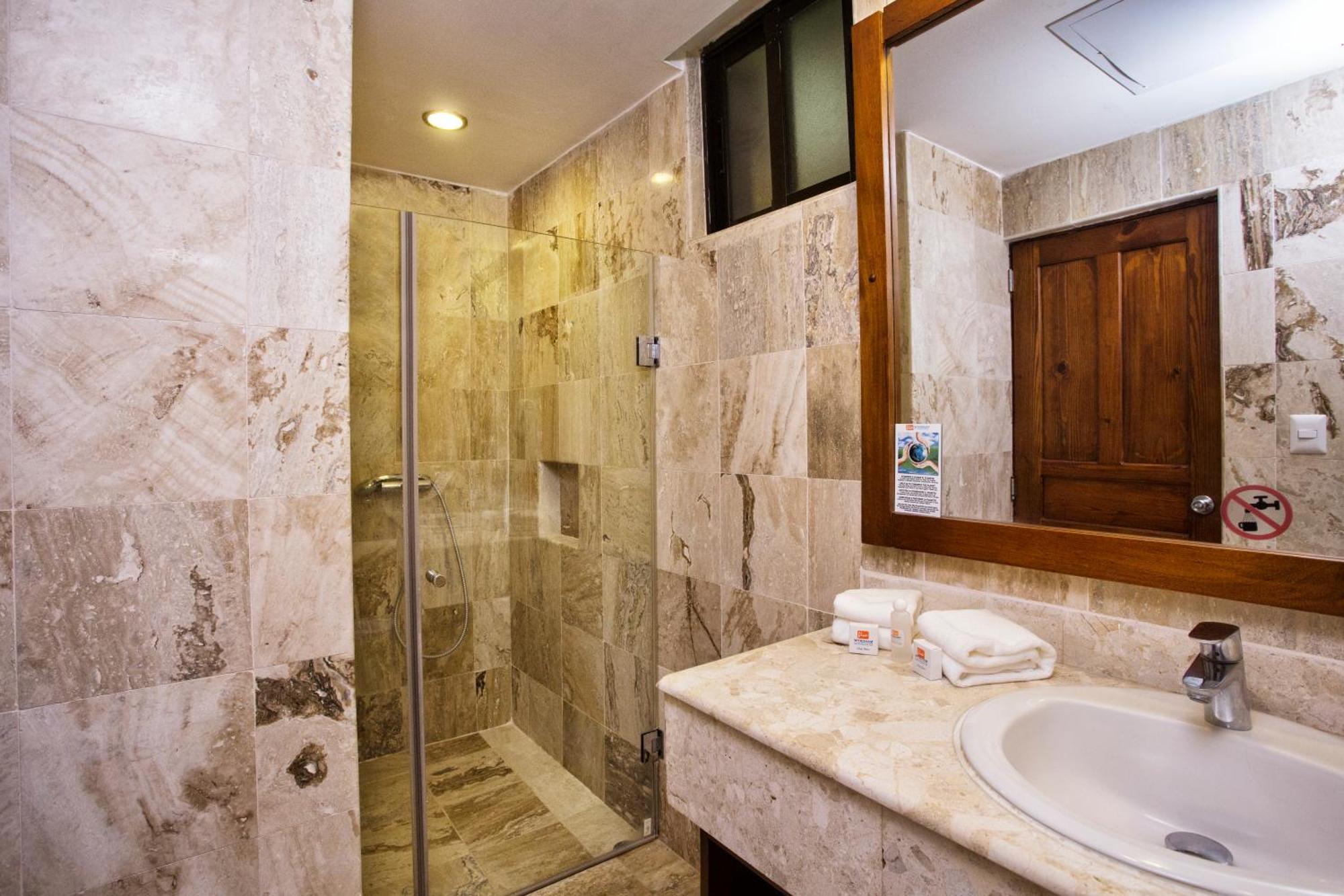 Habitación Superior con jardín - 2 camas grandes - No fumadores - Adaptada para personas con movilidad reducida